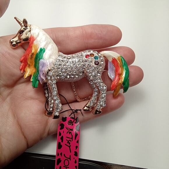 Crystal Rainbow Unicorn Necklace/Brooch - Picture 10 of 10